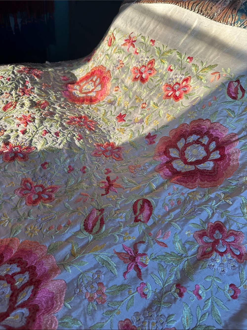 Vintage Silk Piano Shawl Hand-Embroidered Floral in Pale Pink- hot pink flowers - Picture 9 of 16